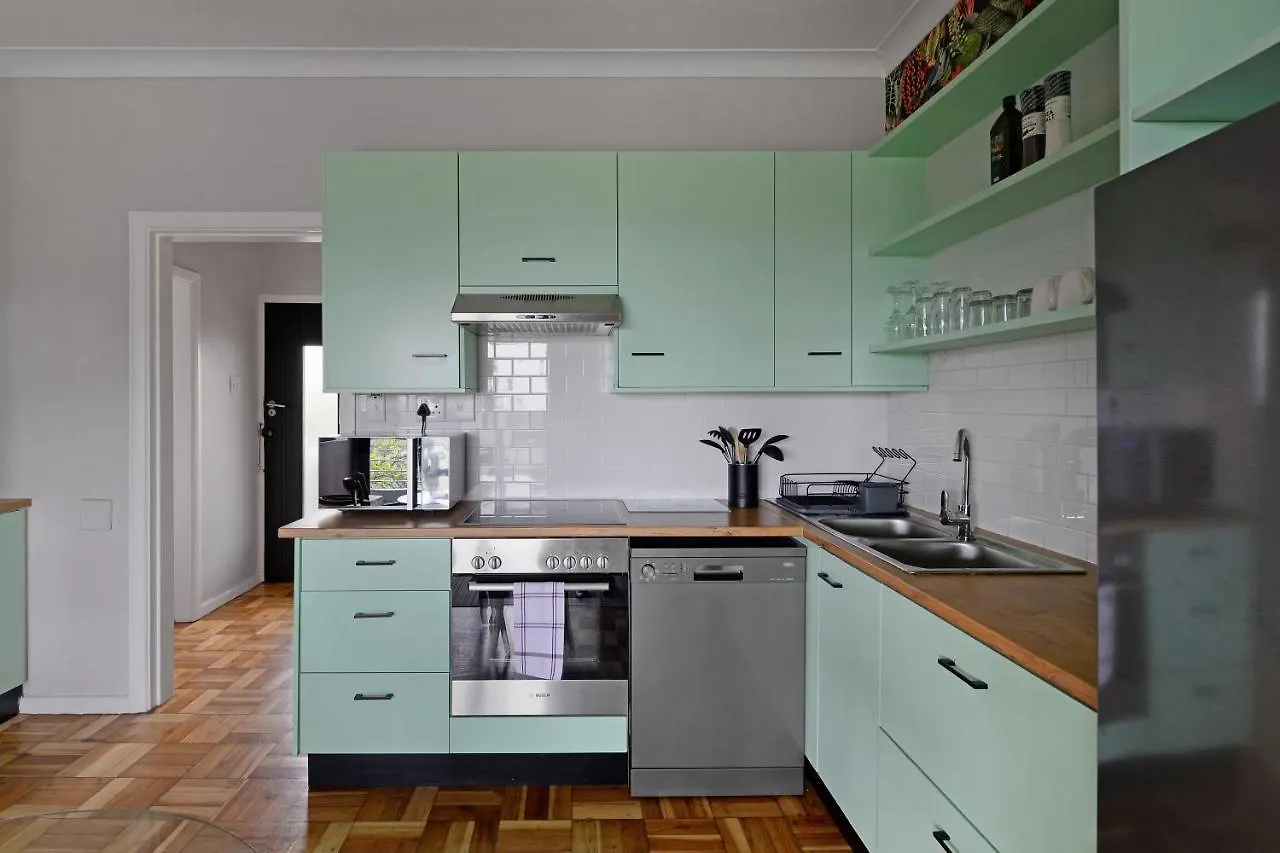 Charming 2-Bedroom Central Green Point Stadium Cape Town Aparthotel